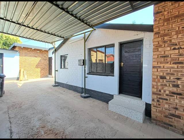 3 BEDROOM PROPERTY TO RENT IN LAUDIUM